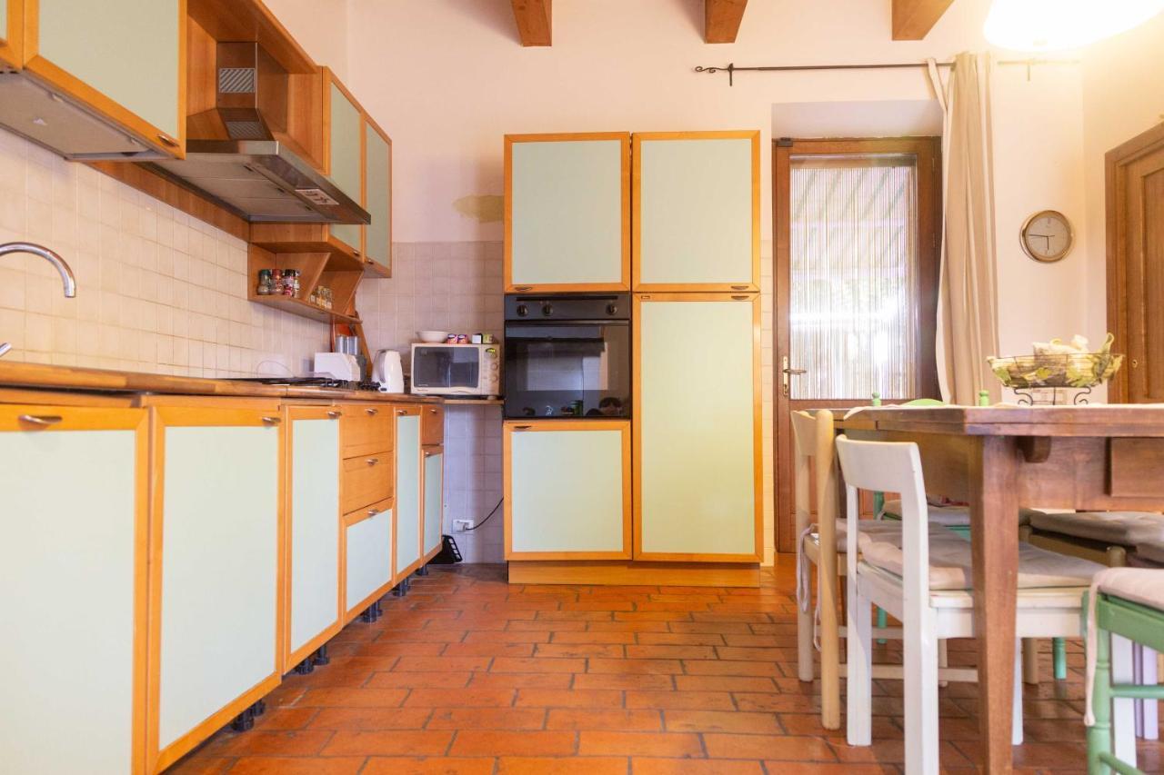 Il Casale Alle Farine Viterbo Luaran gambar